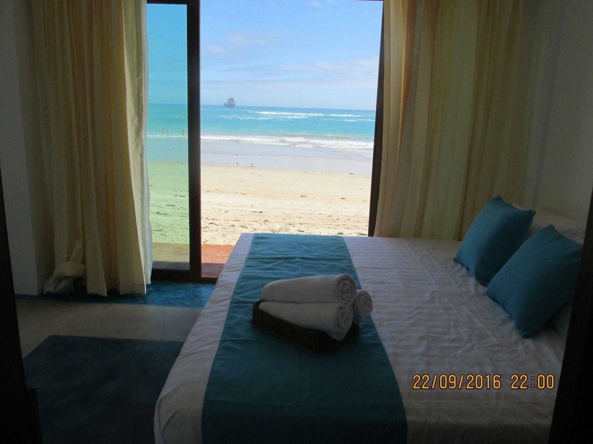 Bed and Breakfast Cormorant Beach House Puerto Villamil Exterior foto