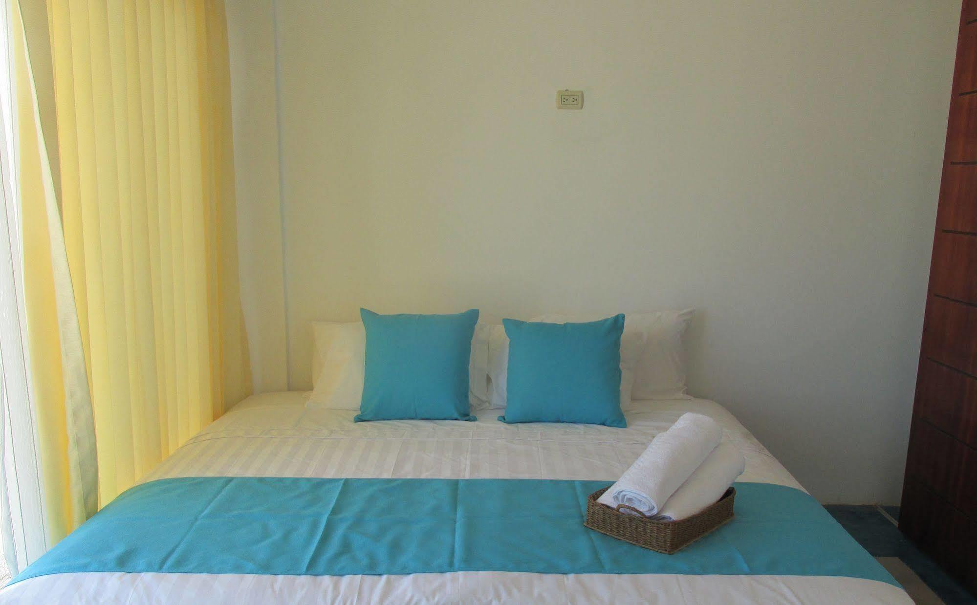 Bed and Breakfast Cormorant Beach House Puerto Villamil Exterior foto